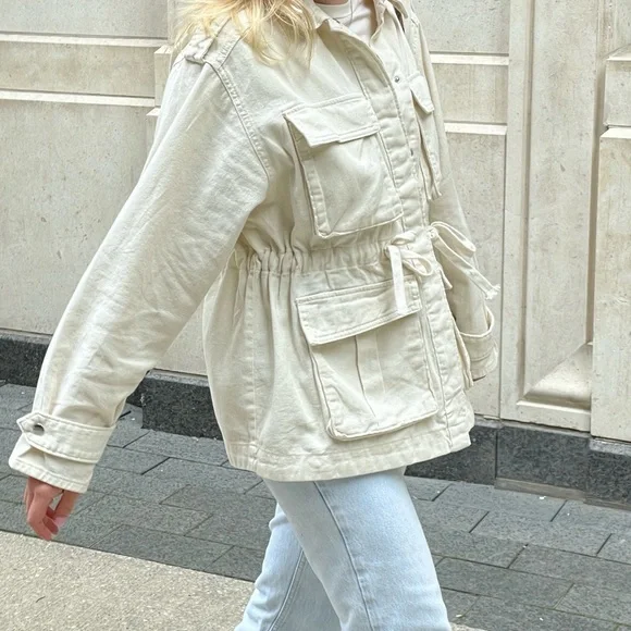 White jacket - Picture 2 of 2